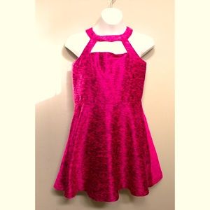 Mom: Let’s dress up for the Holidays!